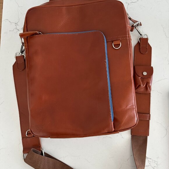John Fluevog Unisex Laptop Bag - Picture 4 of 8